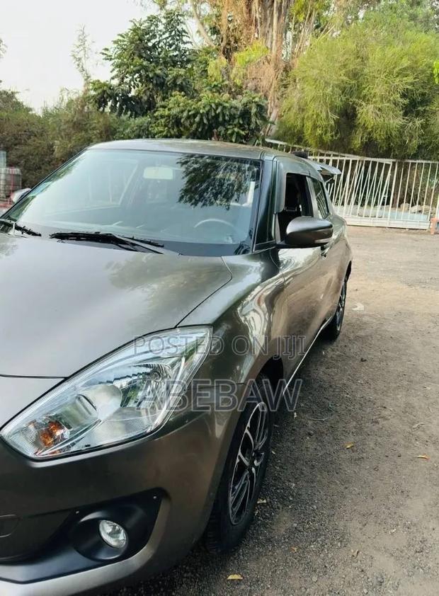 Suzuki Swift 2021 White