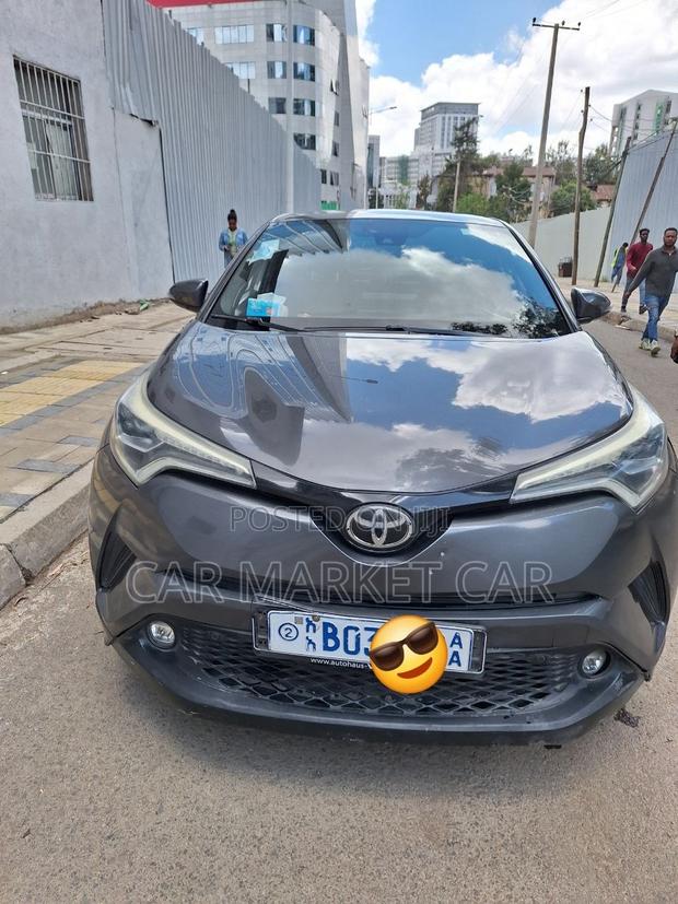 Toyota C-HR 2017 Gray