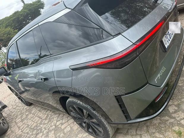 Toyota bZ3 2025 Gray