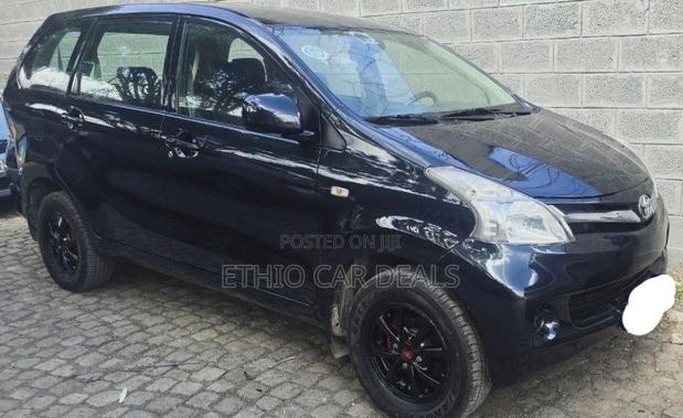 Toyota Avanza 2013 Black