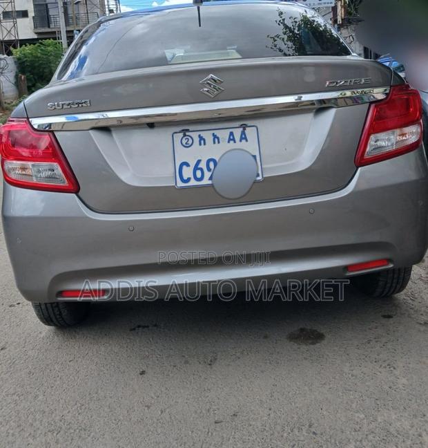 Suzuki Dzire 2022 Silver