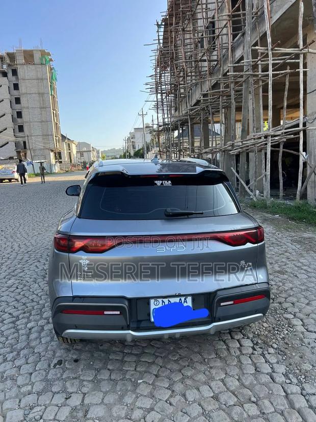 BYD Yuan Up 2025 Gray
