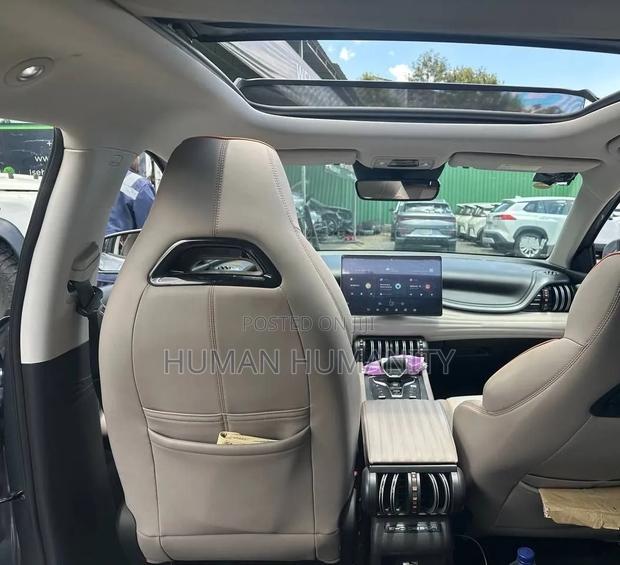 BYD Yuan Up 2025 Gray