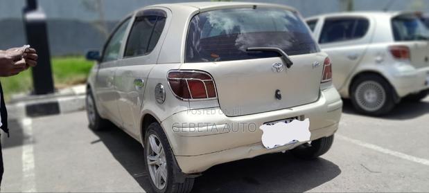 Toyota Vitz 2002