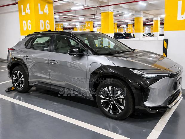 New Toyota bZ4X 2023 Silver