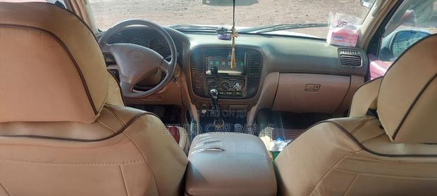 Toyota Land Cruiser 2003 White