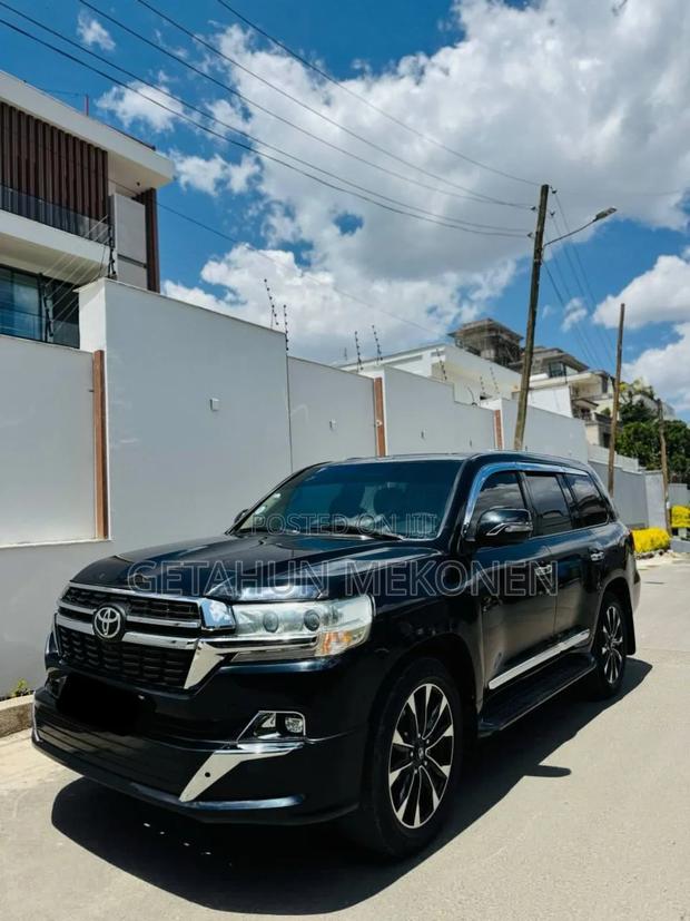 Toyota Land Cruiser 2011 Black