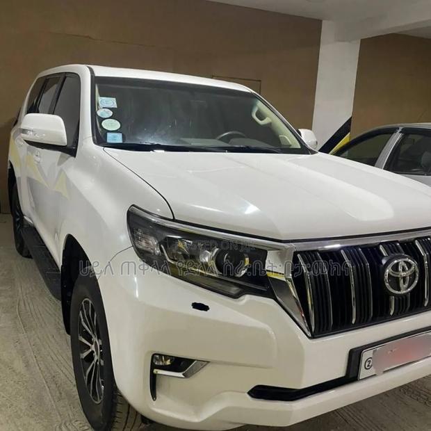 Toyota Land Cruiser Prado 2022 Ivory