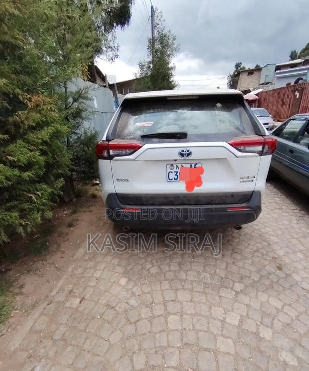 Toyota RAV4 TRD Off Road AWD 2023 White