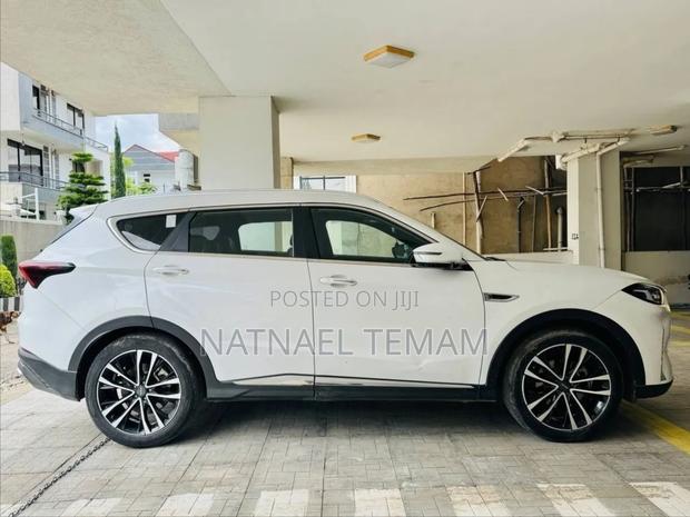 Jetour X70 Plus 2022 White