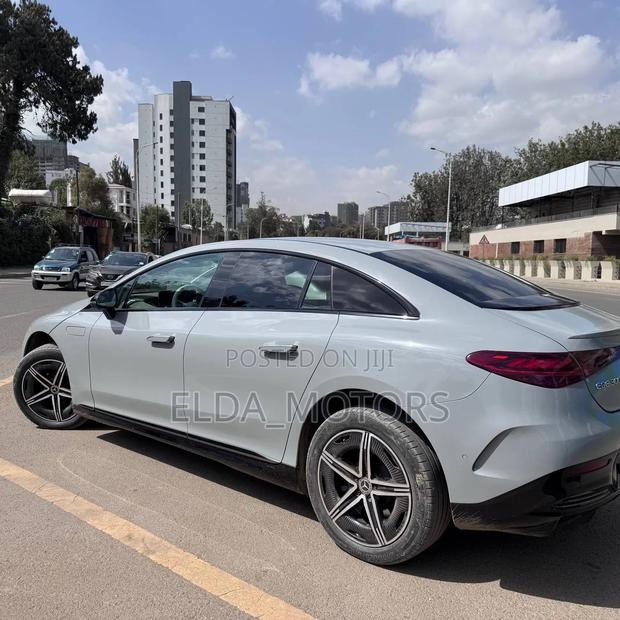 Mercedes-Benz EQE EQE 350+ 2024 Off white