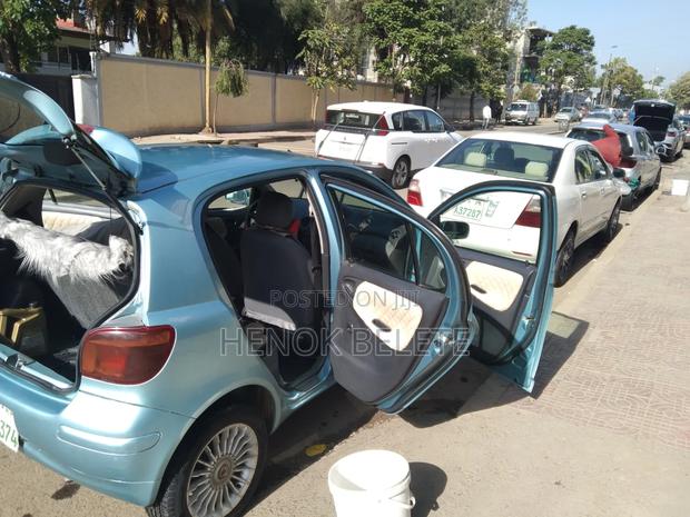 Toyota Vitz 1.5 FWD 5dr 2002 Blue