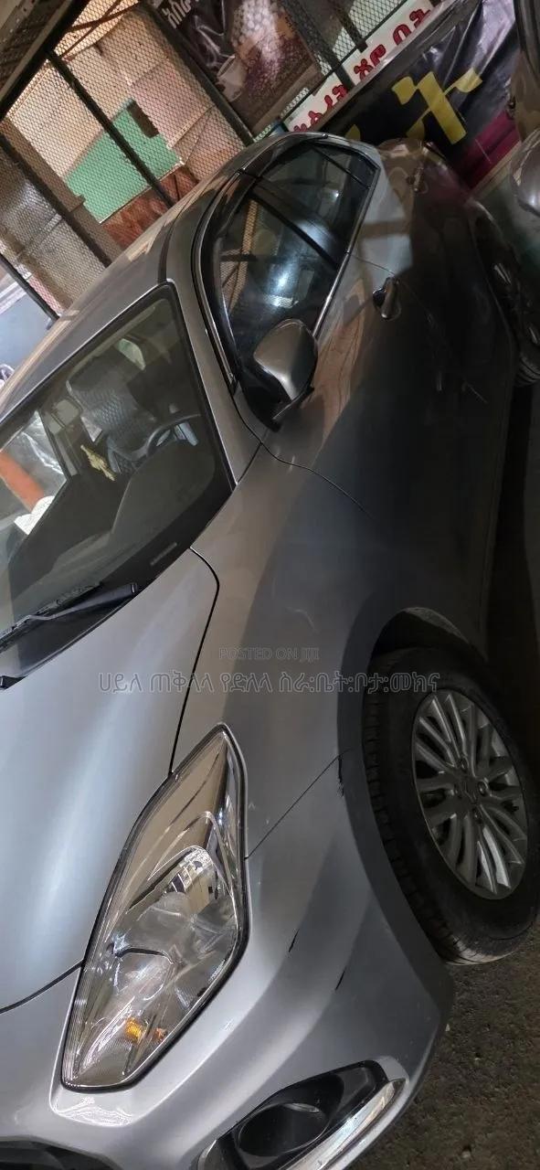 Suzuki Dzire 2024 Silver