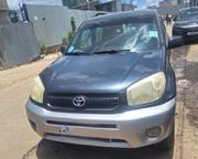 Toyota RAV4 2005 Maroon for sale