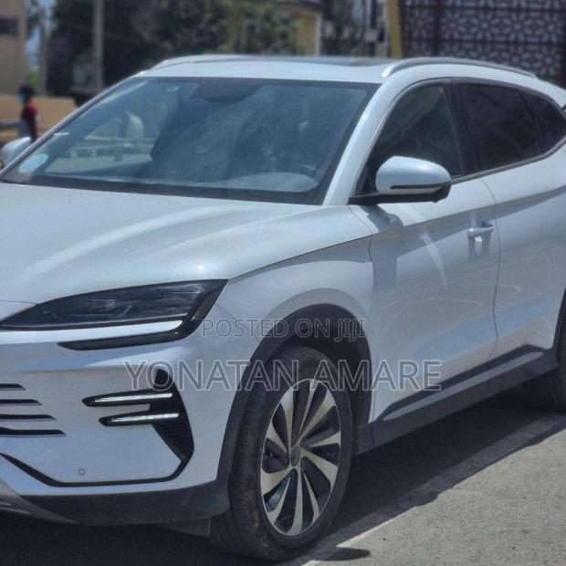 BYD Song Plus 2024 White