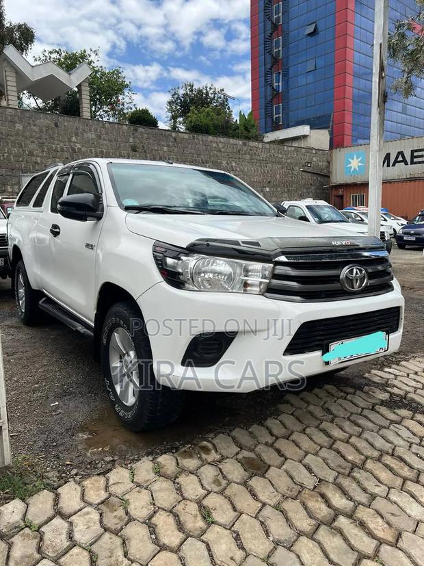 Toyota Hilux Revo Single Cab Deisel 2.4 RWD 2017 White