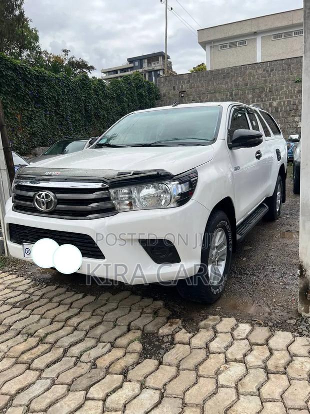 Toyota Hilux Revo Single Cab Deisel 2.4 RWD 2017 White