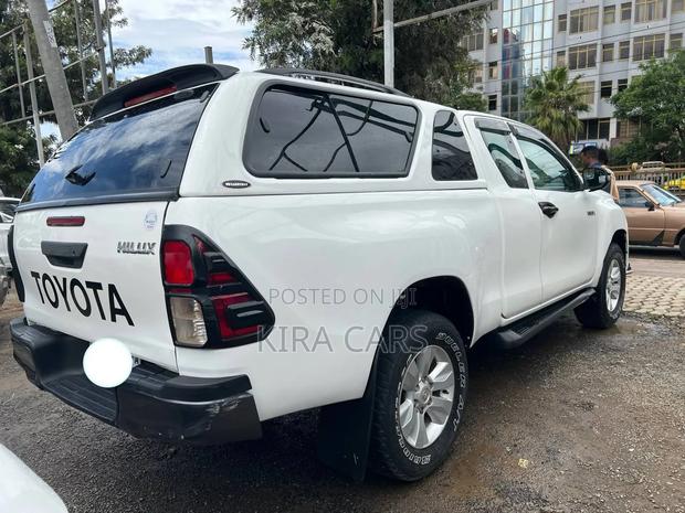 Toyota Hilux Revo Single Cab Deisel 2.4 RWD 2017 White