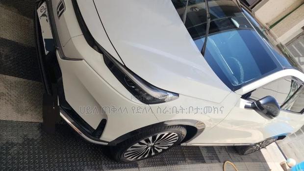 Honda e:NS1 2023 White