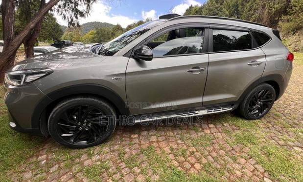 Hyundai Tucson 2018 Gray