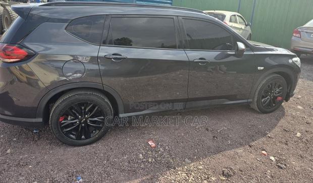 Chevrolet Orlando 2022 Black