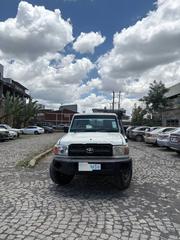 Toyota Land Cruiser 2012 White for sale
