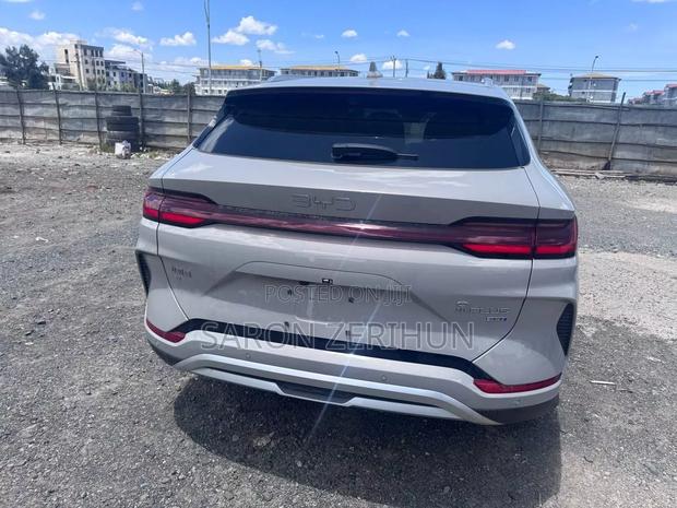 New BYD Song Plus 2025 Gray