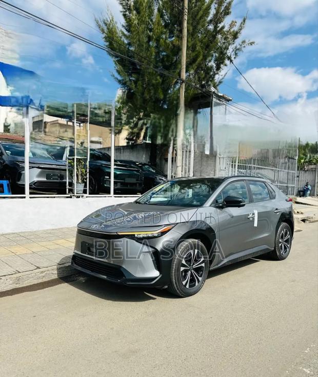 New Toyota bZ4X 2023 Gray