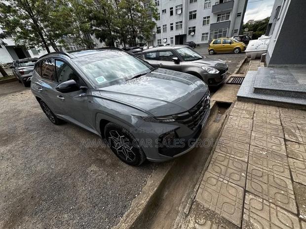 Hyundai Tucson 2022 Purple