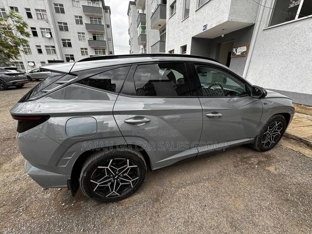 Hyundai Tucson 2022 Purple