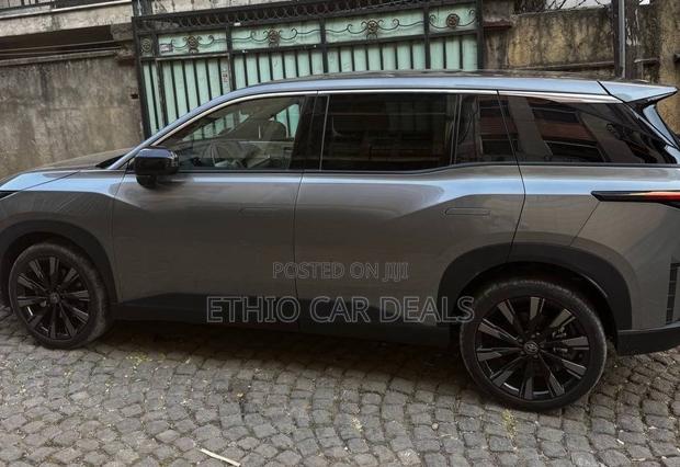 Toyota bZ3 2025 Gray