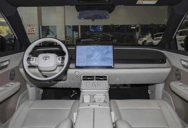 Toyota bZ3 2025 Gray