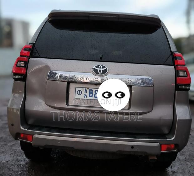 Toyota Land Cruiser 2021 Brown