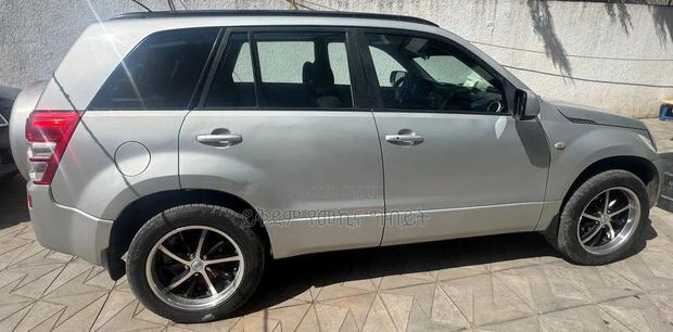 Suzuki Grand Vitara 2006 Silver