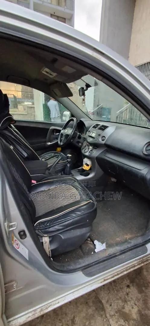 Toyota RAV4 2006 Silver