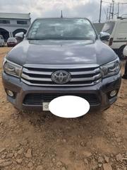 Toyota Hilux 2018 Gray for sale
