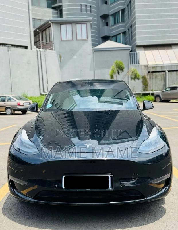 Tesla Model Y 2024 Black