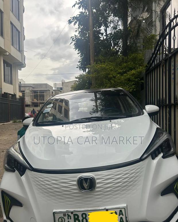 Changan BenBen E-Star 2023 White