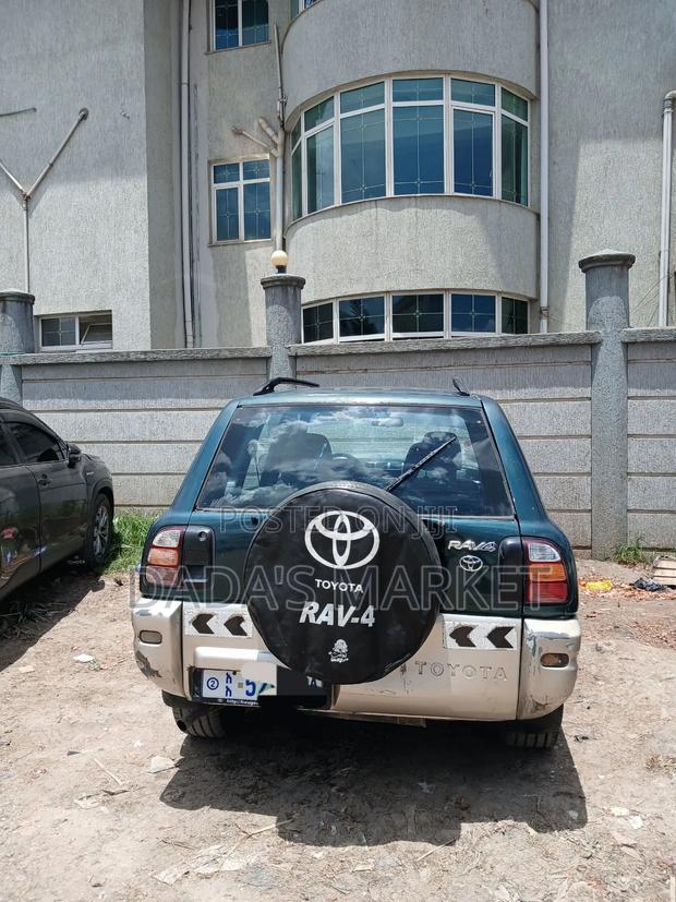 Toyota RAV4 Automatic 2000 Green