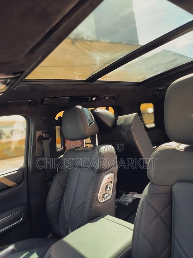 BYD Leopard 8 2.0 Hybrid AWD 2025 Black
