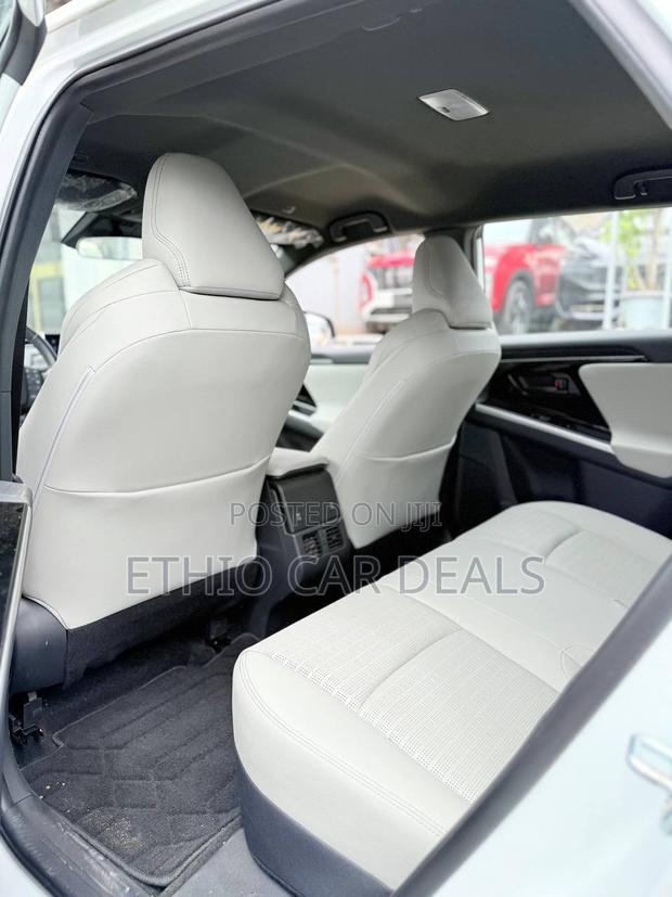 New Toyota bZ4X 2024 White