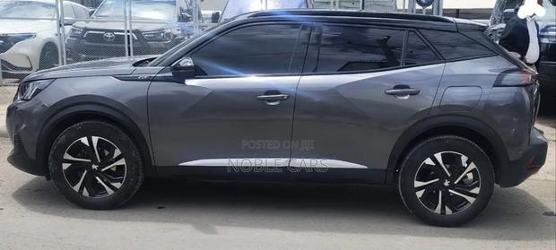 Peugeot 2008 2022 Gray