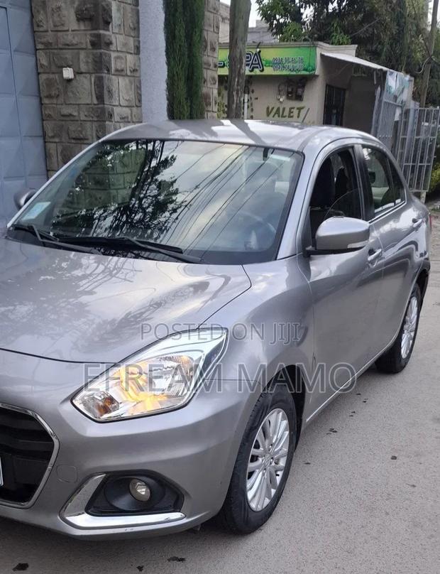 Suzuki Dzire 2022 Silver