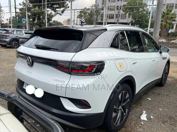 Volkswagen ID.4 2023 White