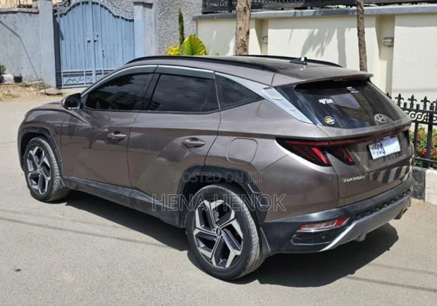 Hyundai Tucson 2022 Gray