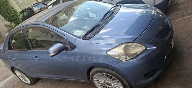Toyota Belta 2010 Blue