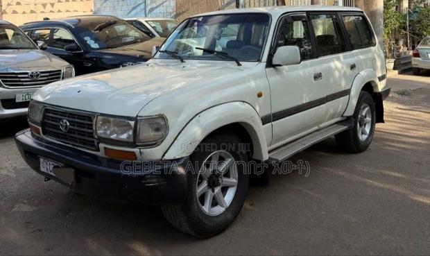 Toyota Land Cruiser 90 1997