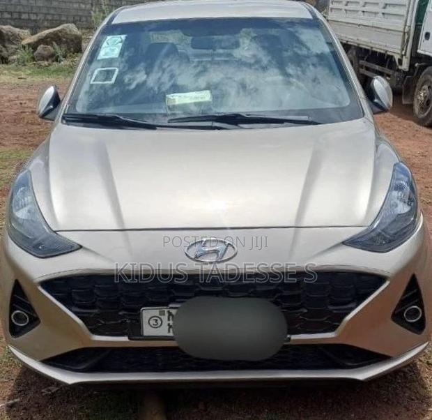 Hyundai I10 2021 Gold