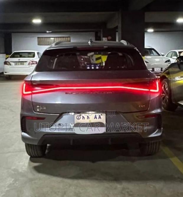 BYD E2 43 kWh 94 hp FWD 2025