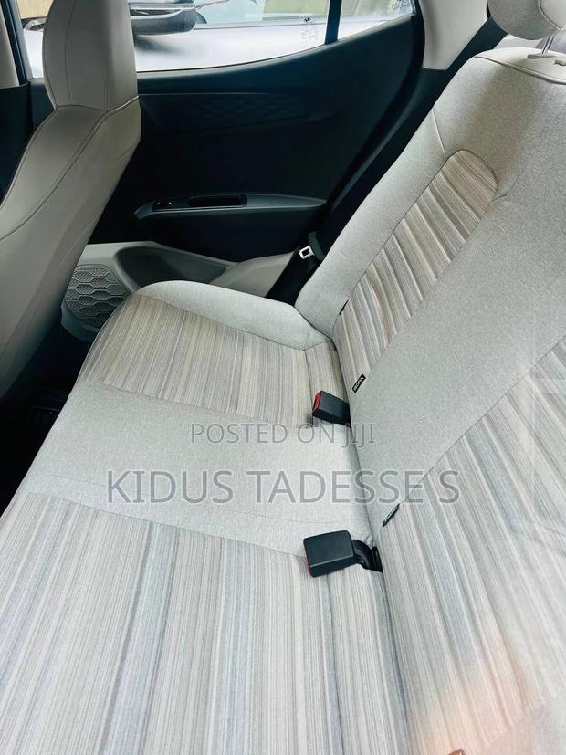 Hyundai I10 2021 Gold